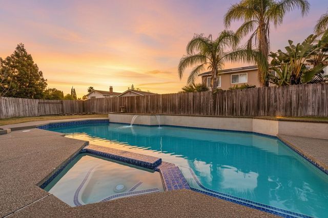 8204 Scarlet Oak Cir, Citrus Heights, CA 95610