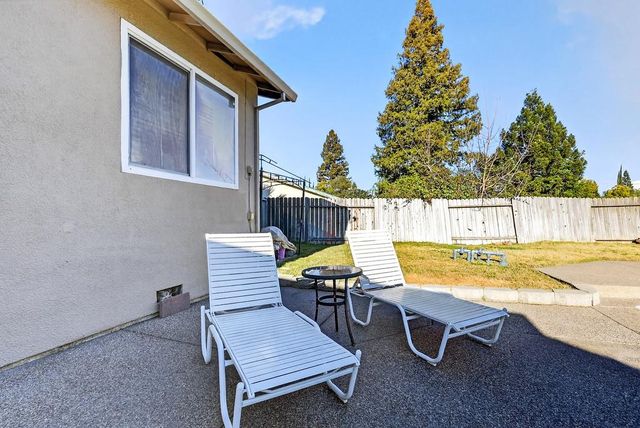 8204 Scarlet Oak Cir, Citrus Heights, CA 95610