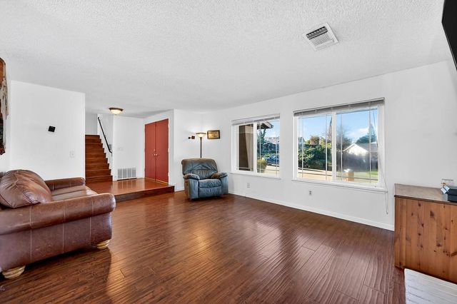 8204 Scarlet Oak Cir, Citrus Heights, CA 95610