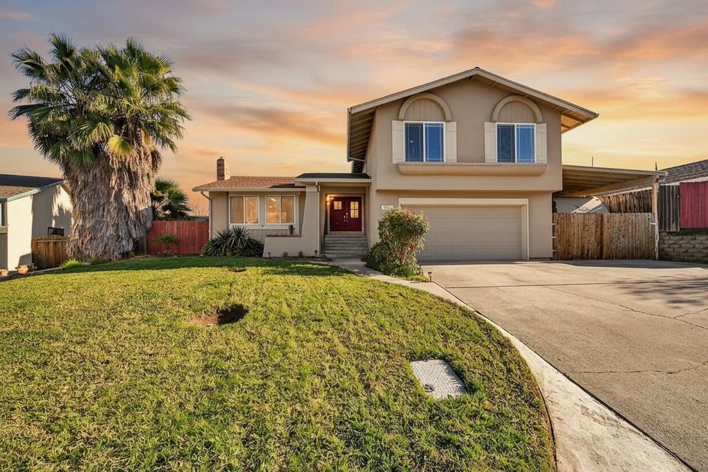 8204 Scarlet Oak Cir, Citrus Heights, CA 95610