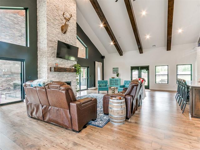 641 Highland Hills Drive, Edmond, OK 73034