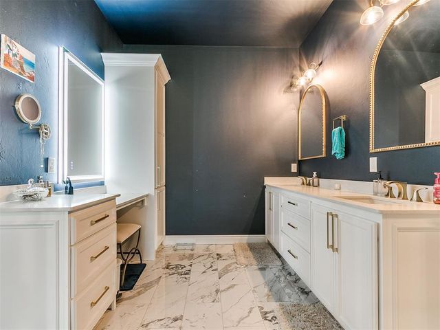 641 Highland Hills Drive, Edmond, OK 73034