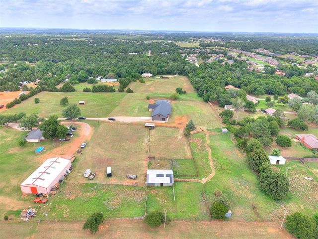 641 Highland Hills Drive, Edmond, OK 73034