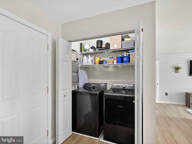 92 HAWK LN, Ephrata, PA 17522
