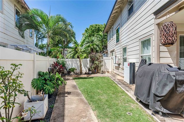 91-1073 Kaiopua Street, Ewa Beach, HI 96706