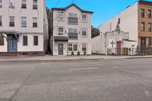 418 Avon Ave, Newark City, NJ 07108
