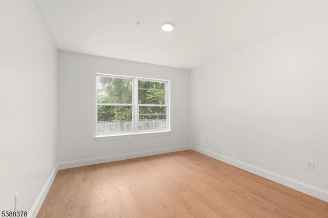 418 Avon Ave, Newark City, NJ 07108