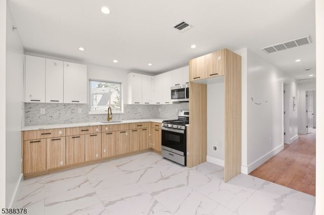 418 Avon Ave, Newark City, NJ 07108