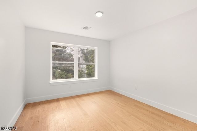 418 Avon Ave, Newark City, NJ 07108