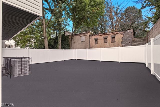 418 Avon Ave, Newark City, NJ 07108