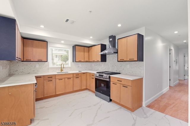 418 Avon Ave, Newark City, NJ 07108