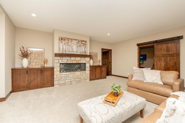 19739 Tayjules Way, Jordan, MN 55352