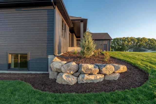 19739 Tayjules Way, Jordan, MN 55352