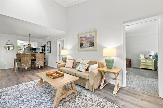 3370 10th ST N 1312, Naples, FL 34103
