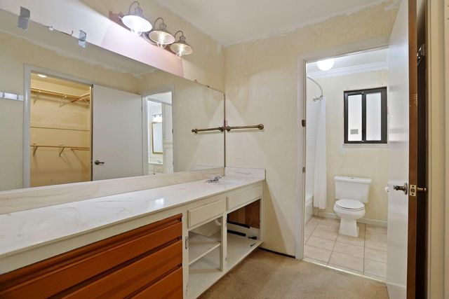 1725 Le Bec Ct, Lodi, CA 95240