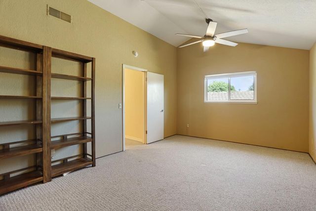1725 Le Bec Ct, Lodi, CA 95240