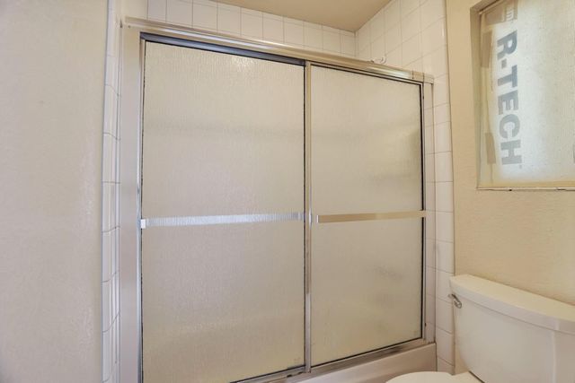 1725 Le Bec Ct, Lodi, CA 95240