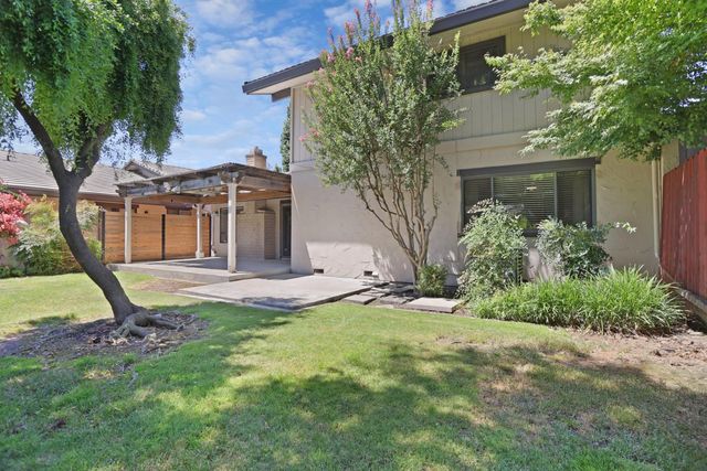 1725 Le Bec Ct, Lodi, CA 95240
