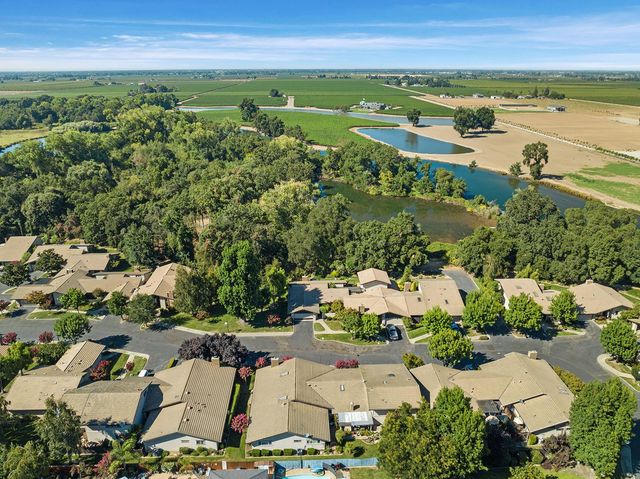 1725 Le Bec Ct, Lodi, CA 95240