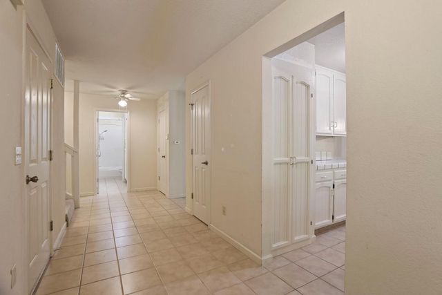 1725 Le Bec Ct, Lodi, CA 95240