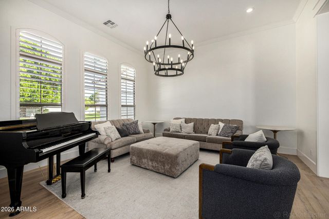 3409 E IVYGLEN Circle, Mesa, AZ 85213