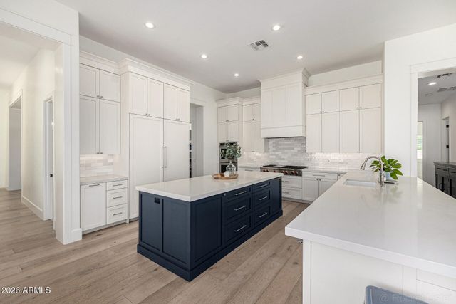 3409 E IVYGLEN Circle, Mesa, AZ 85213