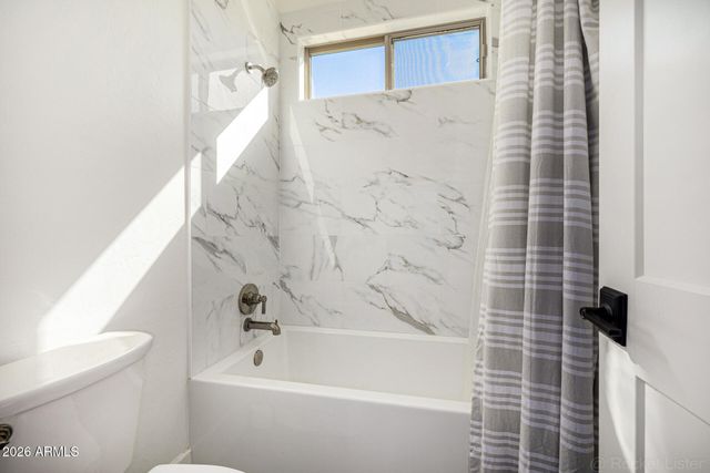 3409 E IVYGLEN Circle, Mesa, AZ 85213