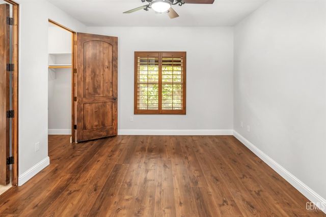 10703 Queensbury Drive, Bakersfield, CA 93312