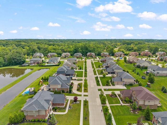 51847 Pierce Drive, Lyon Twp, MI 48167