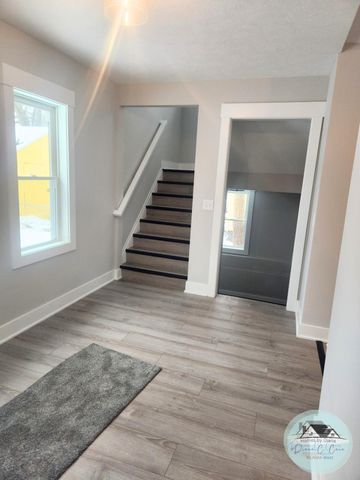 1698 Wood Street, Muskegon City, MI 49442