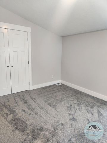 1698 Wood Street, Muskegon City, MI 49442