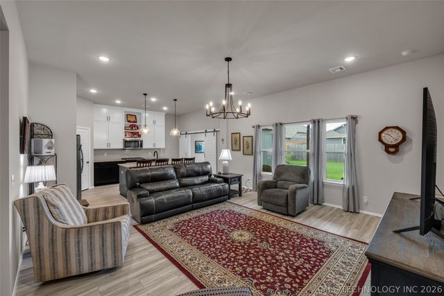 13008 E 124th Street North, Owasso, OK 74021