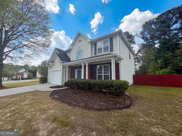 2662 Whispering Pines Drive, Grayson, GA 30017