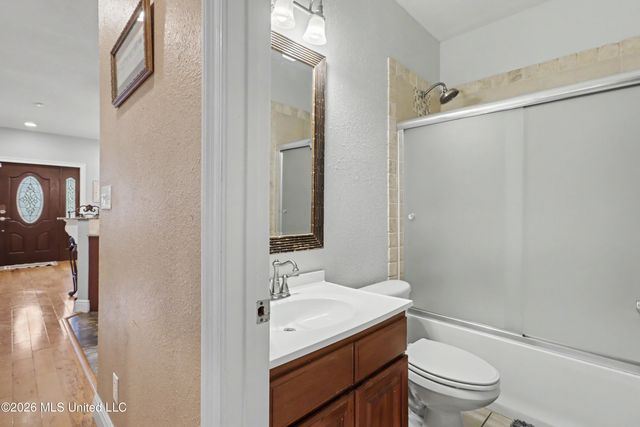 1009 Saint Joseph Street, Waveland, MS 39576