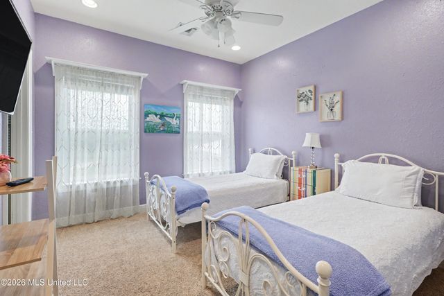 1009 Saint Joseph Street, Waveland, MS 39576