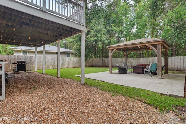 1009 Saint Joseph Street, Waveland, MS 39576
