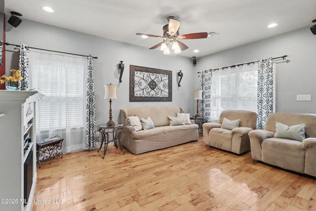 1009 Saint Joseph Street, Waveland, MS 39576
