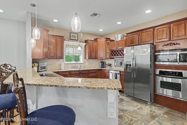1009 Saint Joseph Street, Waveland, MS 39576