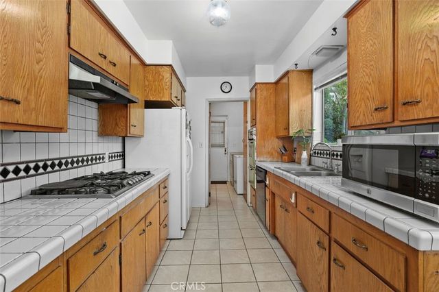 1221 Kolle Avenue, South Pasadena, CA 91030