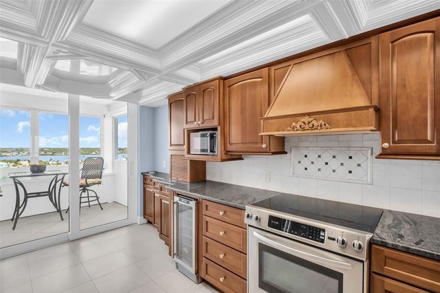 17900 GULF BOULEVARD 12A, Redington Shores, FL 33708