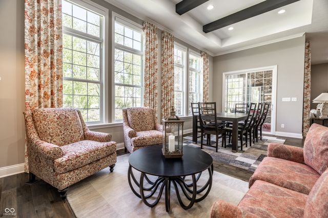 11134 Glen Avon Way, Zionsville, IN 46077