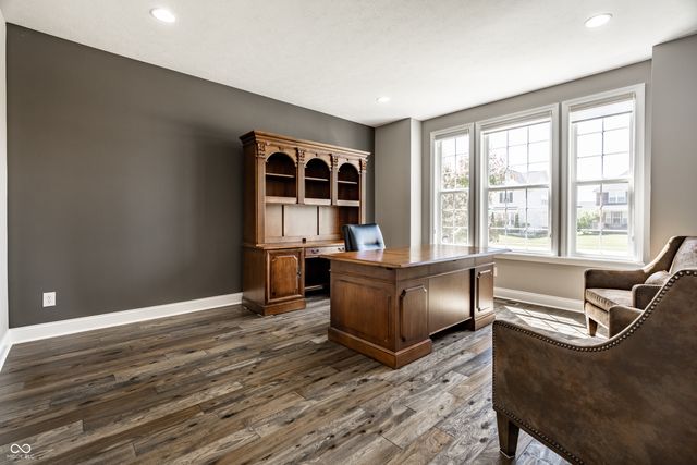 11134 Glen Avon Way, Zionsville, IN 46077