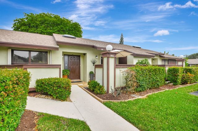 494 Iron Forge Court, Royal Palm Beach, FL 33411