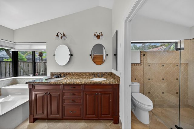 9801 NW 18th Pl, Plantation, FL 33322