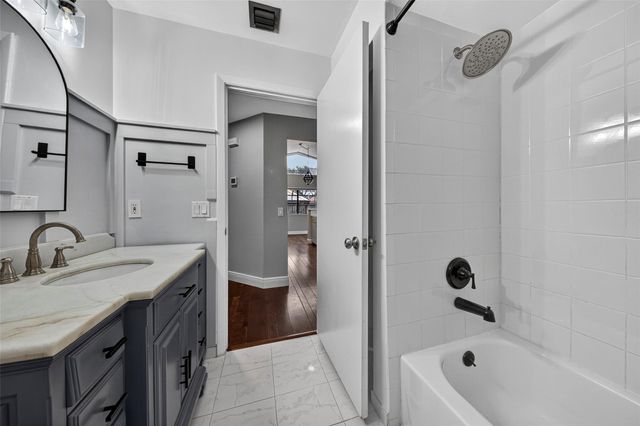 9801 NW 18th Pl, Plantation, FL 33322