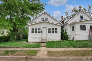 5746 Acme, Jennings, MO 63136