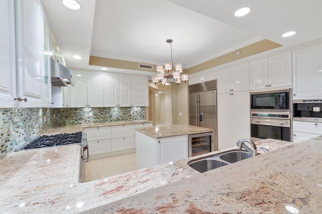 2700 N Ocean Drive 1803 A, Singer Island, FL 33404