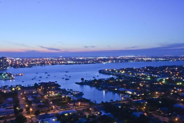 2700 N Ocean Drive 1803 A, Singer Island, FL 33404