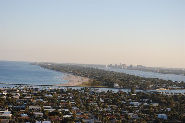 2700 N Ocean Drive 1803 A, Singer Island, FL 33404