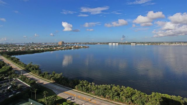 2700 N Ocean Drive 1803 A, Singer Island, FL 33404